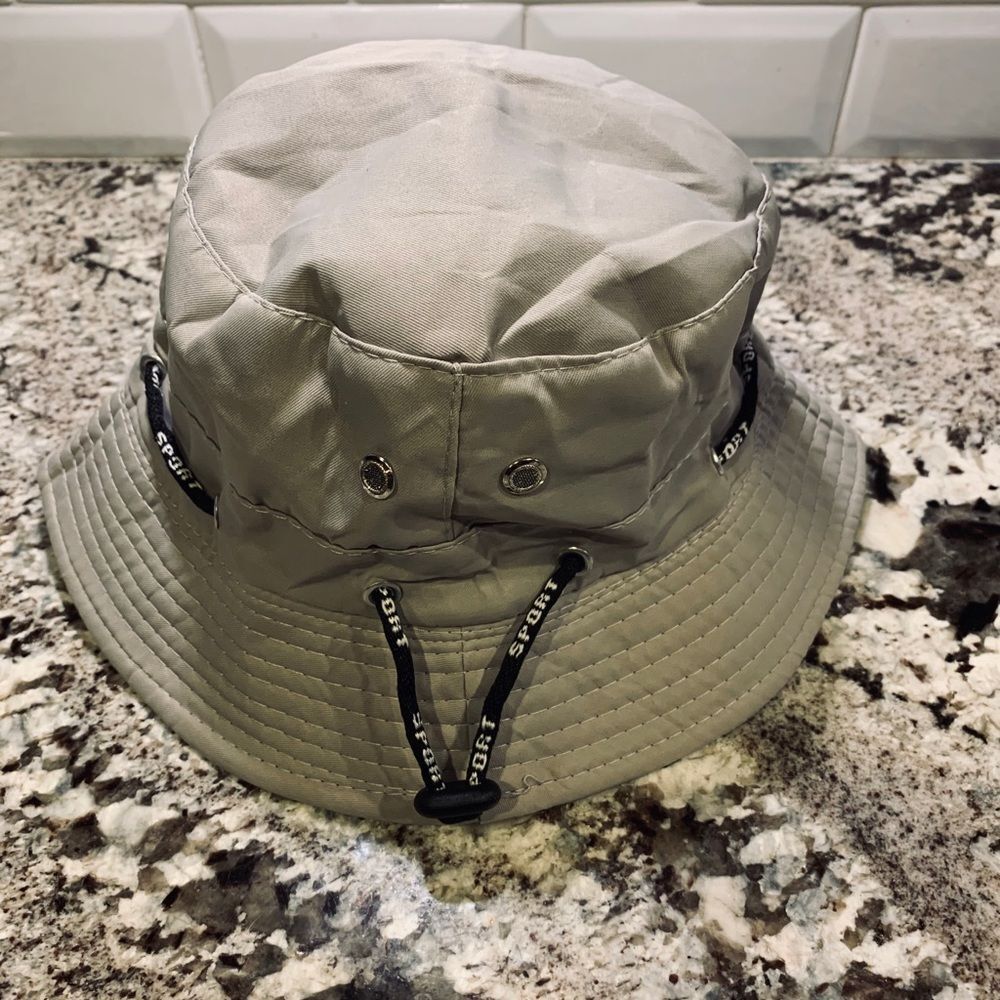 Hat - Picture 7 of 8
